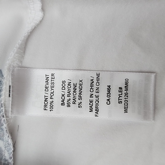 Ricki's Size XL White Shirt Resplendent with Red and Black Design  Size XL - Picture 8 of 11